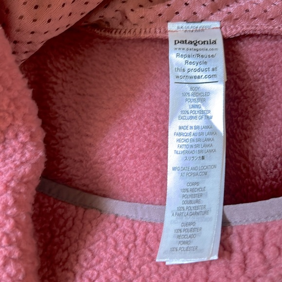 NWT Patagonia W's Retro Pile Marsupial. Never worn. - Picture 4 of 5